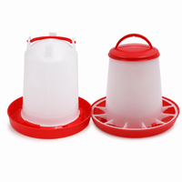Mangeoire et abreuvoir pour poules Ma Poupoule · Le Kit Essentiel